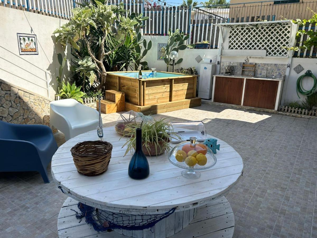 Room On The Beach Avola Exterior photo